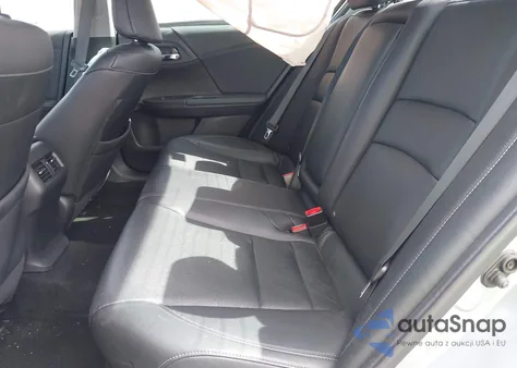 2017 Honda Accord Touring V6 z USA, uszkodzony, nr VIN 1HGCR3F95HA043430